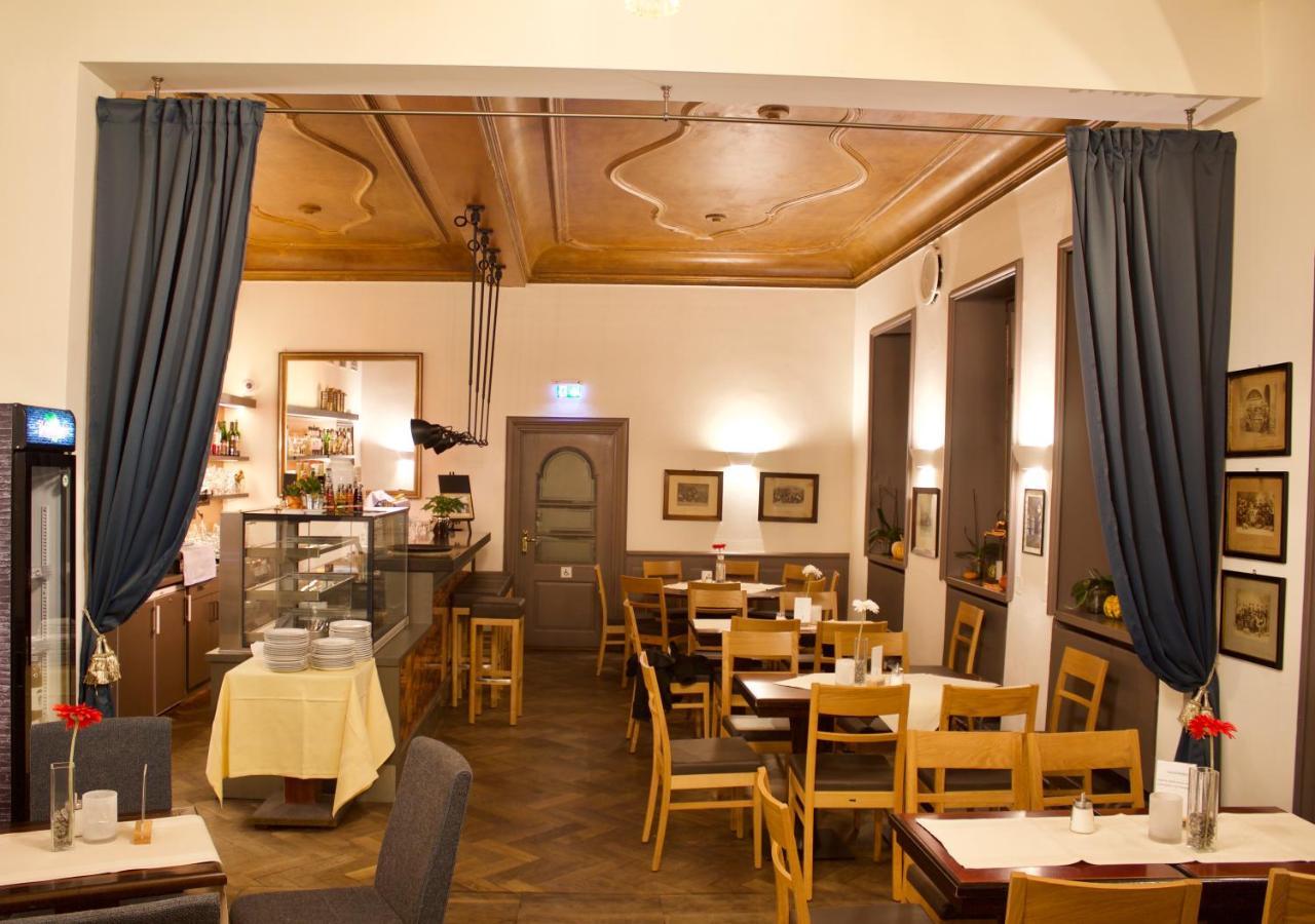 היידלברג Cafe & Hotel Knoesel מראה חיצוני תמונה