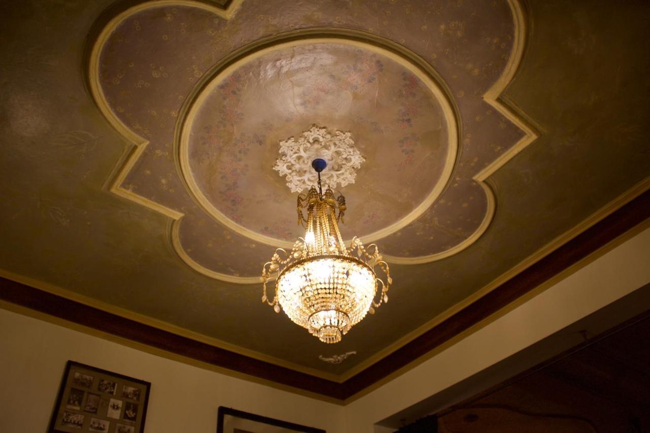 היידלברג Cafe & Hotel Knoesel מראה חיצוני תמונה