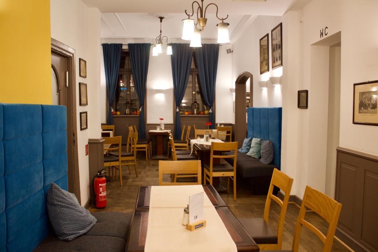 היידלברג Cafe & Hotel Knoesel מראה חיצוני תמונה